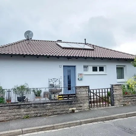 Charmante Ferienwohnung Fuer 2-3 Gaeste Wuerzburg Höchberg Buitenkant foto