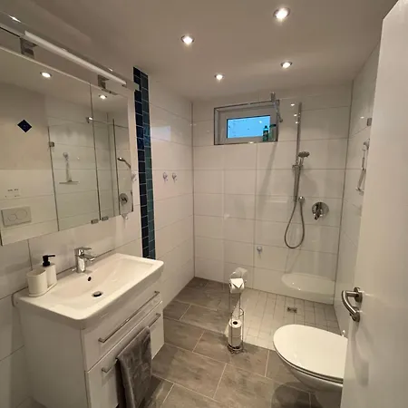 Charmante Ferienwohnung Fuer 2-3 Gaeste Wuerzburg Höchberg Buitenkant foto