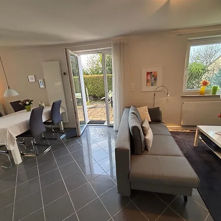 Charmante Ferienwohnung Fuer 2-3 Gaeste Wuerzburg Höchberg Buitenkant foto