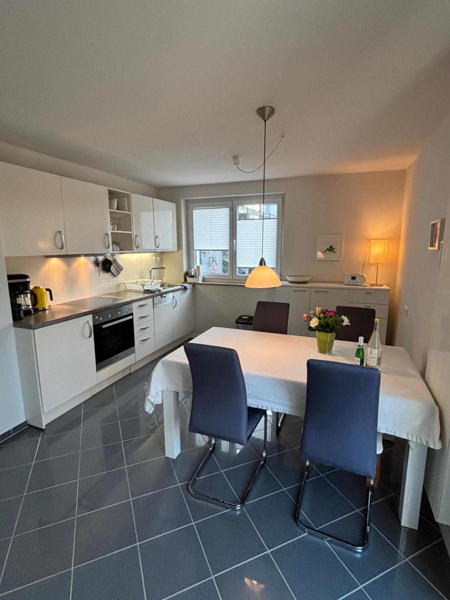 Charmante Fuer 2-3 Gaeste Wuerzburg Apartment